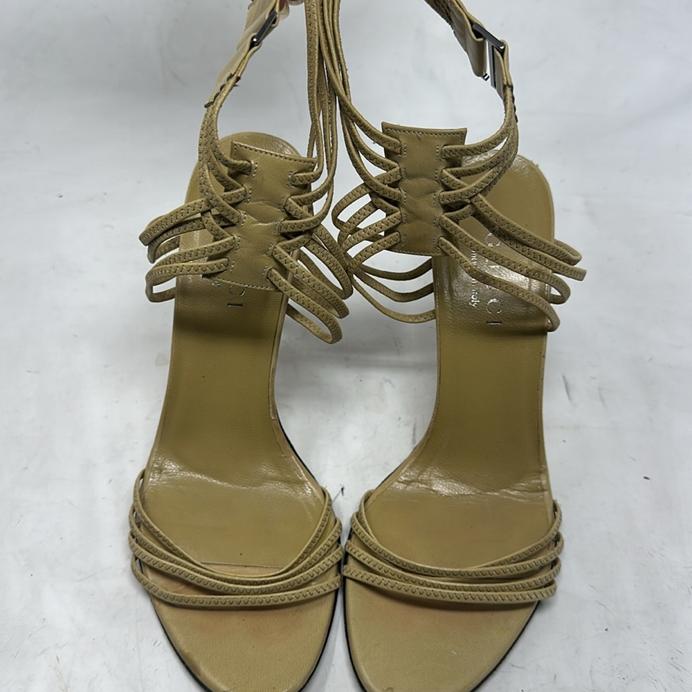 Gucci  Gladiator Sandals Size 7